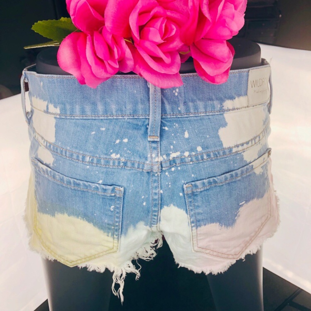 🦊 Wildfox 💦 Tie Dye Distressed Shorts 26 ☀️ - Picture 4 of 8
